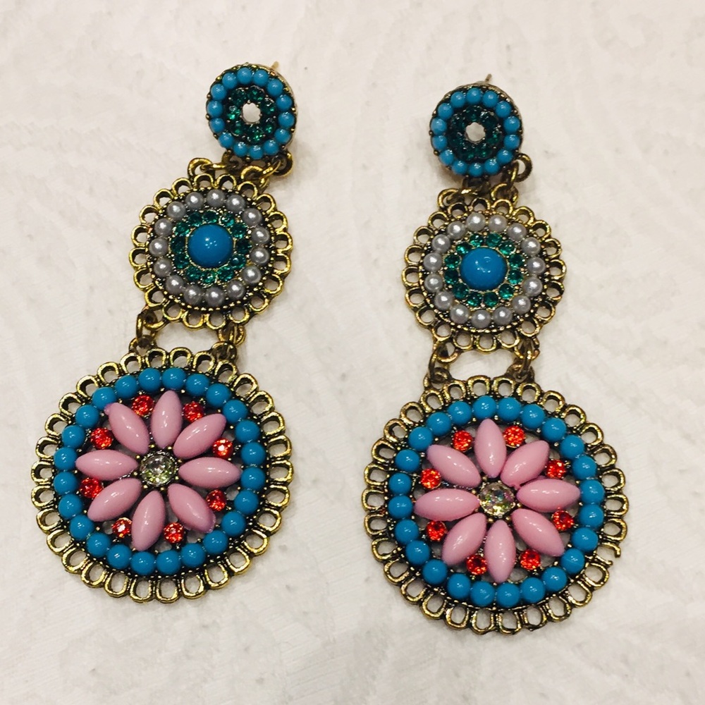 Vibrant dangle flower 80s oversized jewelry